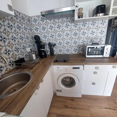 Joli Rénové Proche à Argelès-sur-mer - Fr-1-776-104 Argelès-sur-Mer